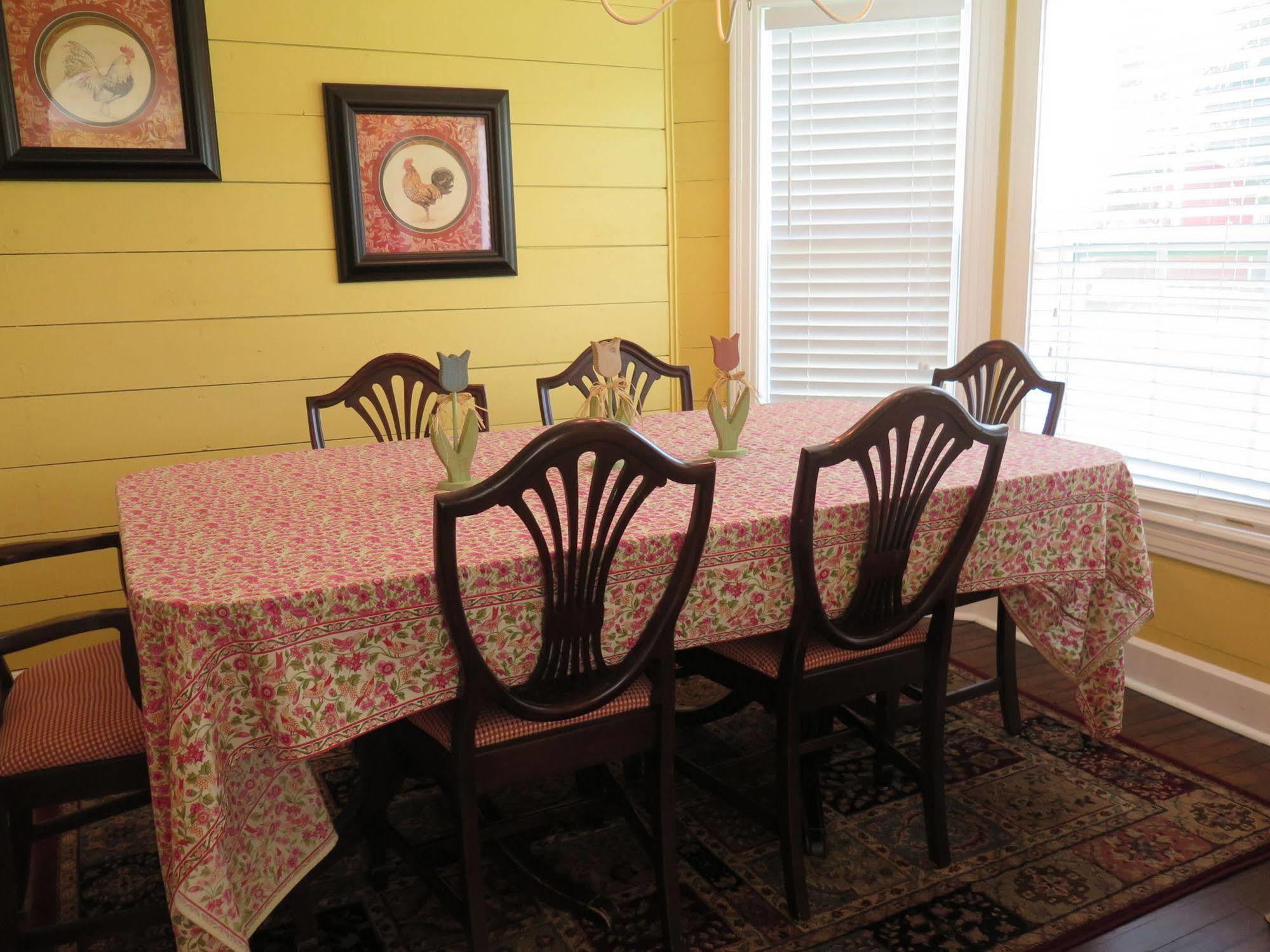 Yellow House B&B Salado Exterior photo