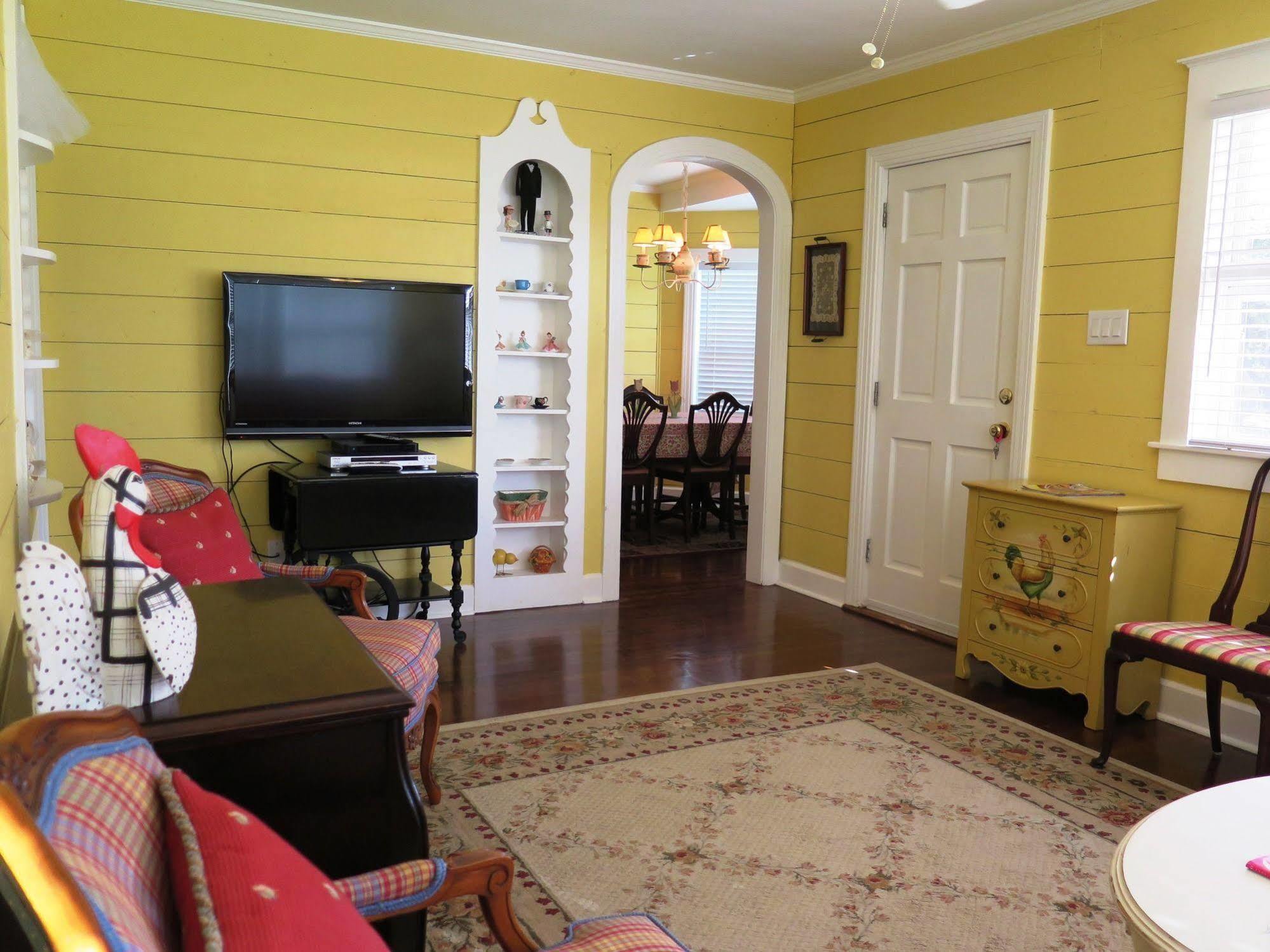 Yellow House B&B Salado Exterior photo